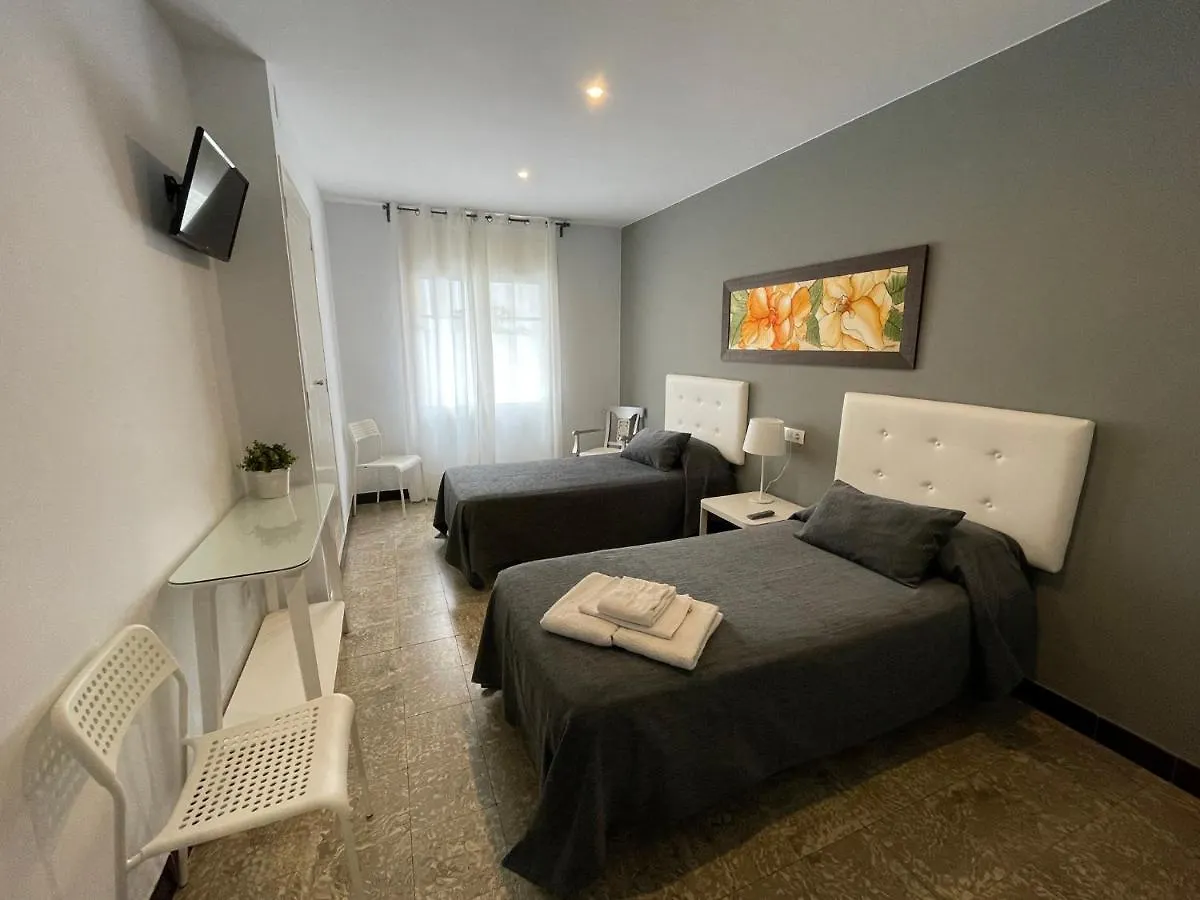 Hostal Mediterraneo Tossa de Mar 2*,