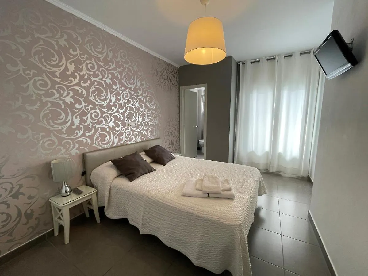 Guest house Hostal Mediterraneo Tossa de Mar