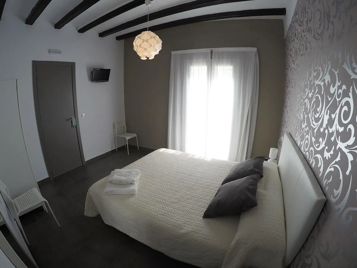 ** Guest house Hostal Mediterraneo Tossa de Mar Spain