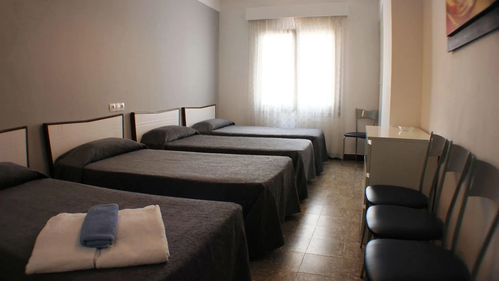 Hostal Mediterráneo Tossa de Mar 2*,  Espanha